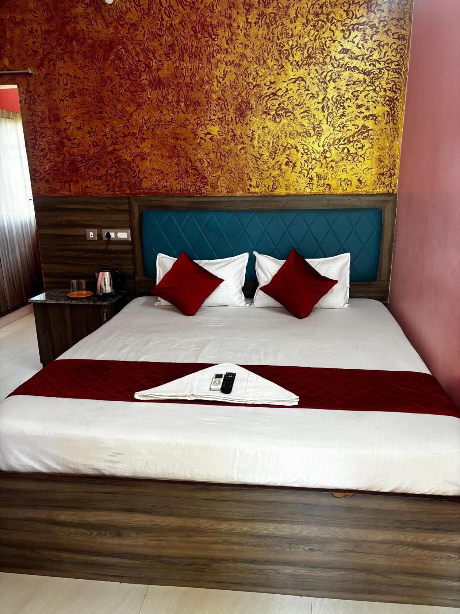 Dream Serenity Residency Pondicherry Exterior photo